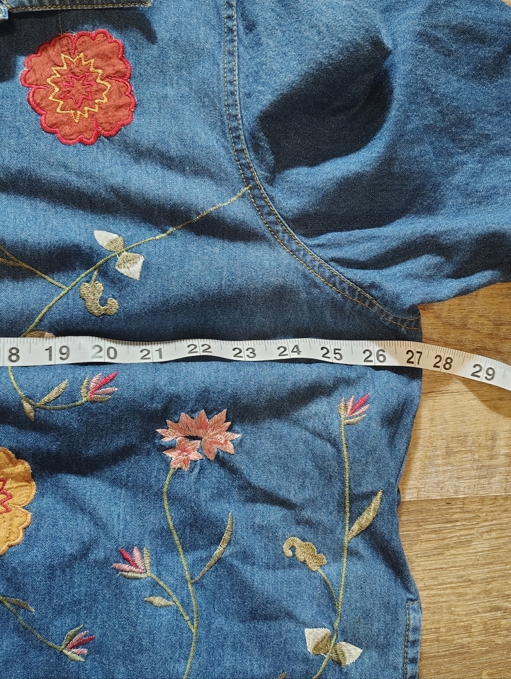 Vintage Embroidered Denim Shirt Jacket Womens 2X Floral Button Front Boho Folk - Picture 12 of 12